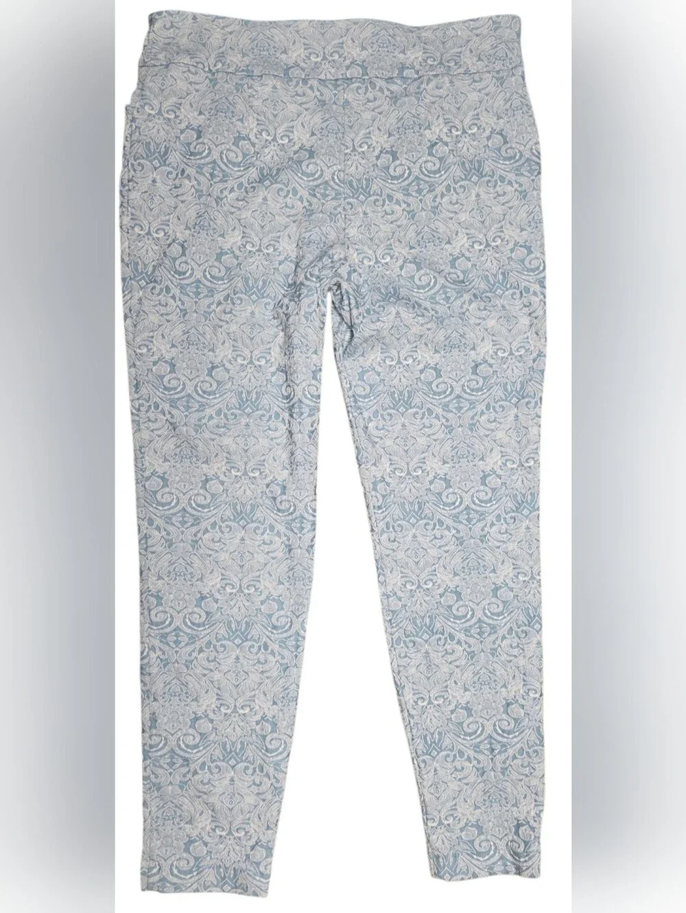White Lace On Sky Blue  Lace Textured Ankle Cropped Capri Pants 12
